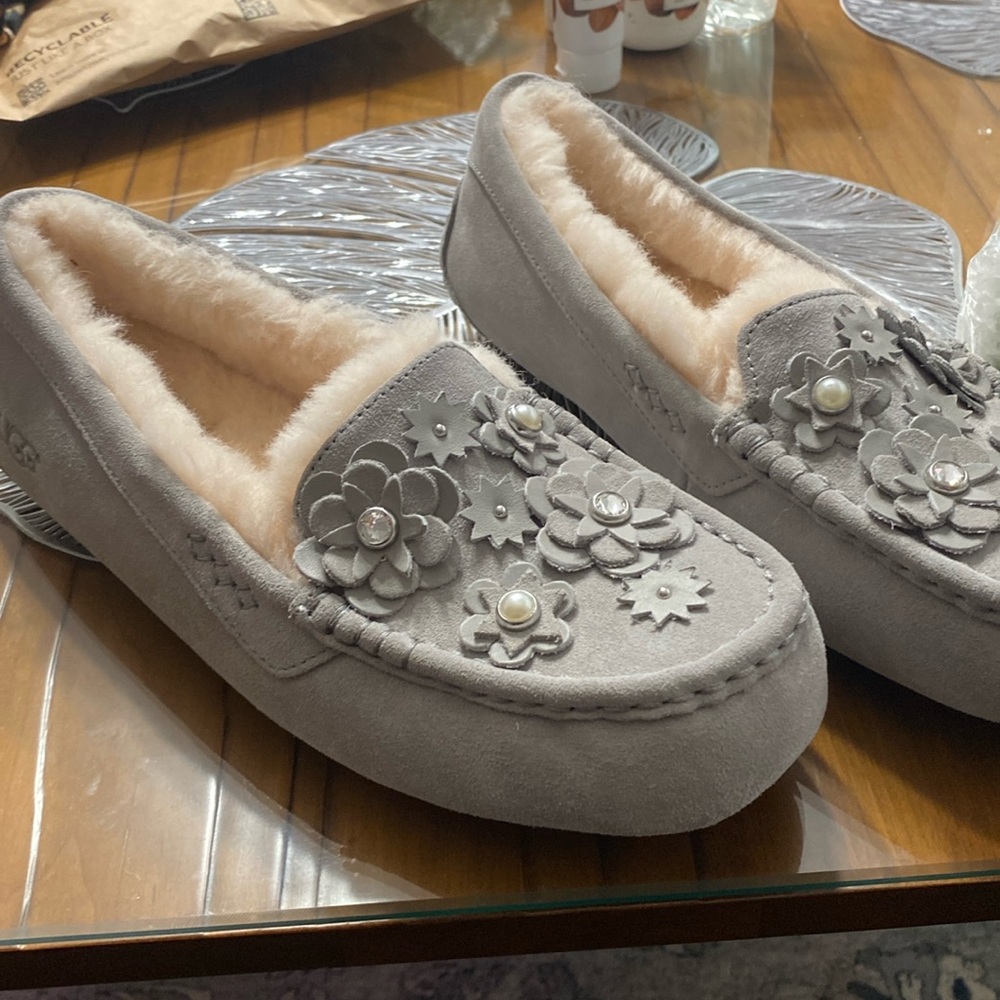 Ugg slippers